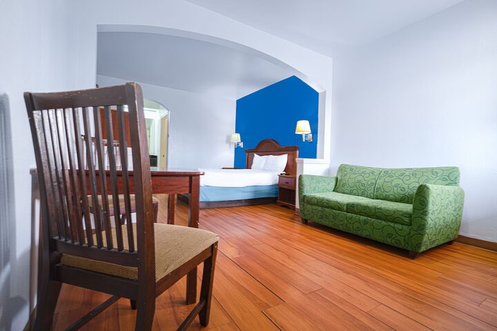 Room 34 of 58