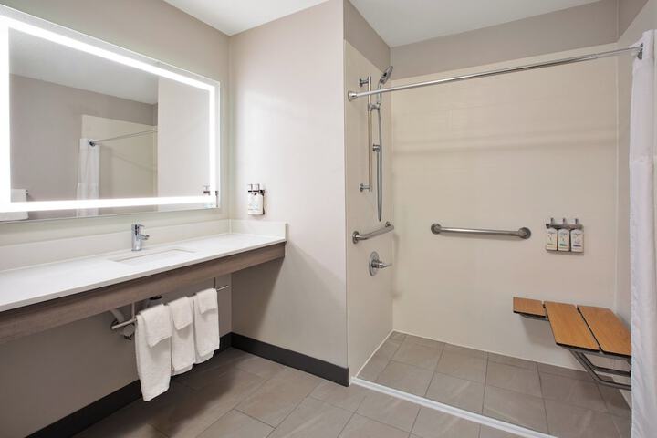 Holiday Inn Express Fremont by IHG