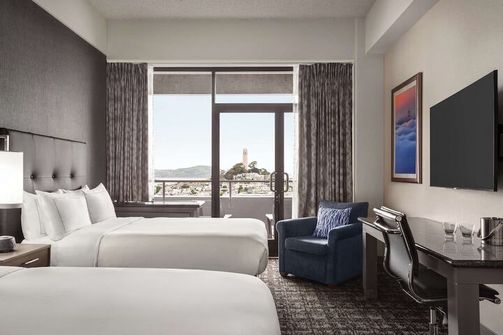 Room 47 of 103