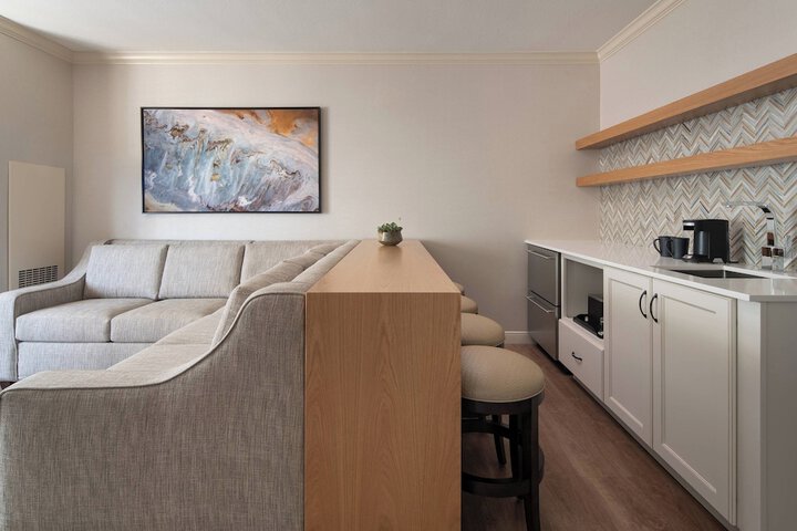 Room 13 of 51