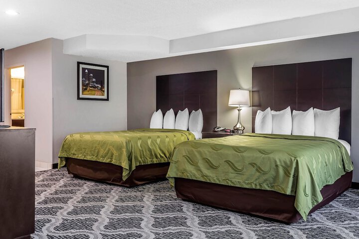 Room 26 of 45