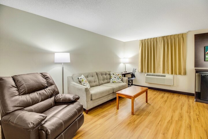 Room 14 of 34