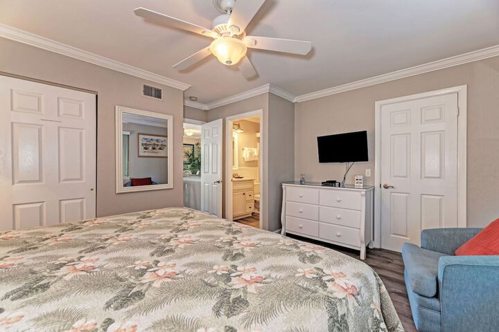 Tradewinds Beach Resort