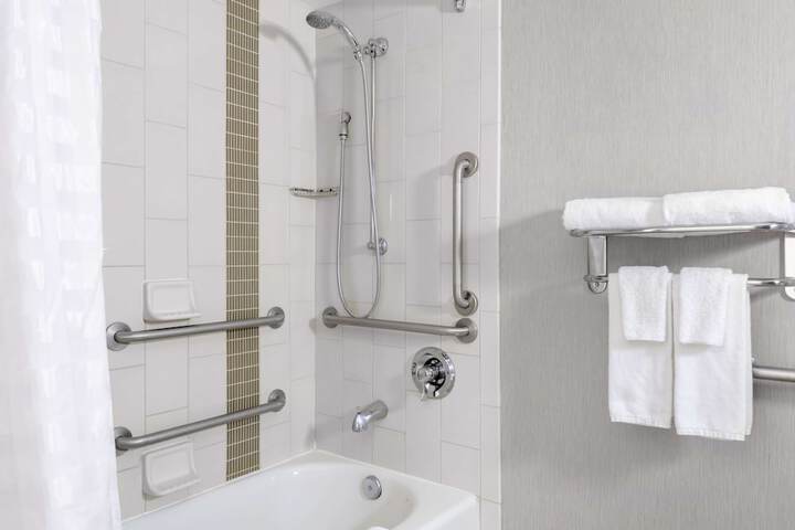 Hyatt Place Dallas / Arlington