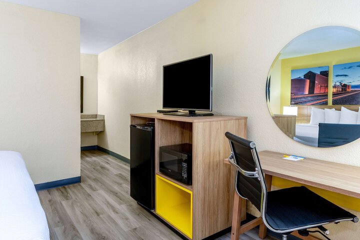 Room 21 of 44