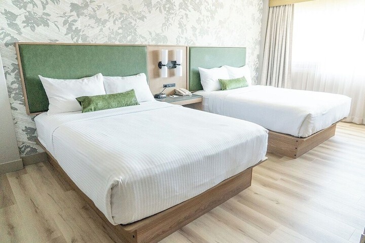 Park Town Hotel