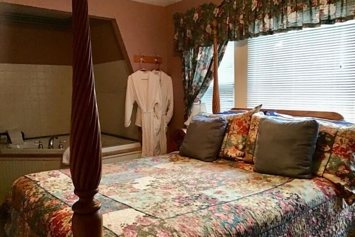 Room 37 of 76