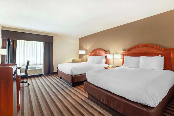 Room 21 of 33