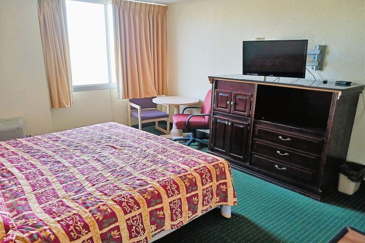 Room 48 of 57