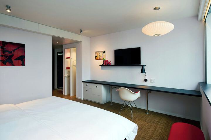 citizenM Austin Downtown