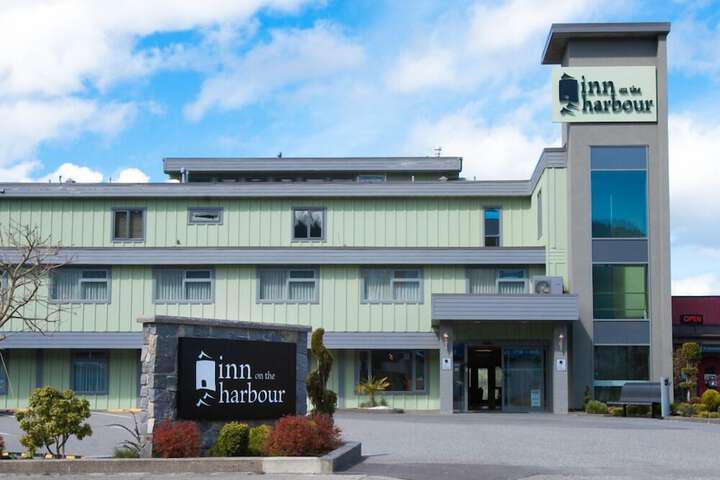 Inn on the Harbour