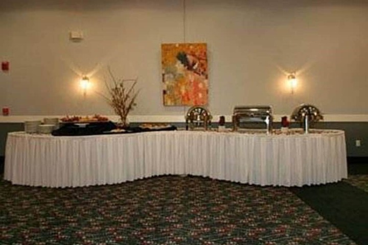 Quality Inn & Suites Conference Center Statesboro Historic District
