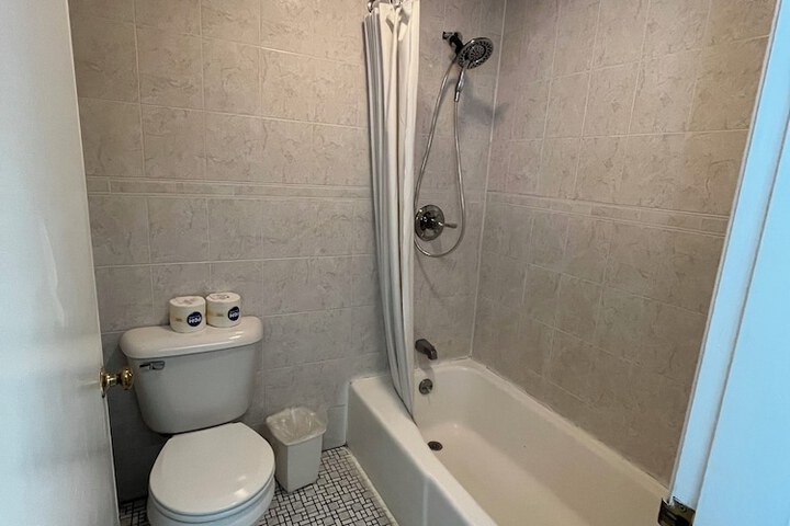 Beau Rivage Motel