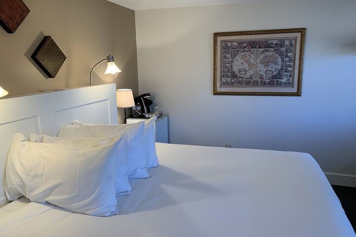 Room 93 of 163