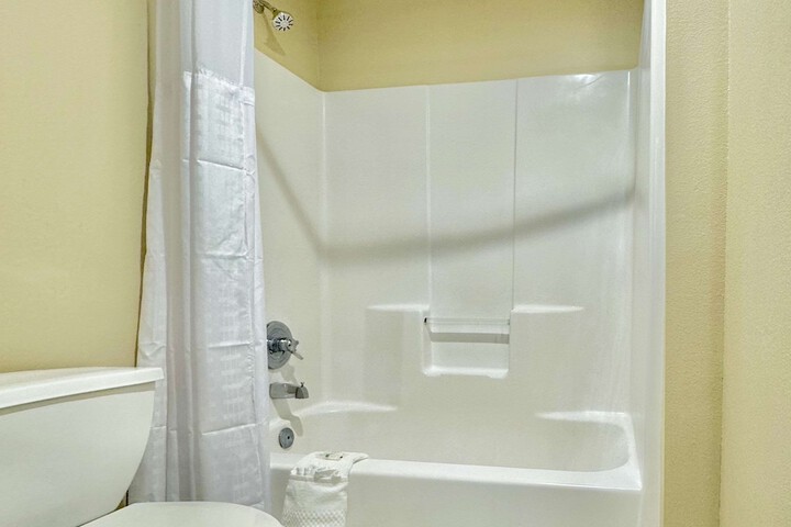Quality Inn & Suites Willows