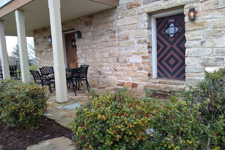 Hotel 4 of 65