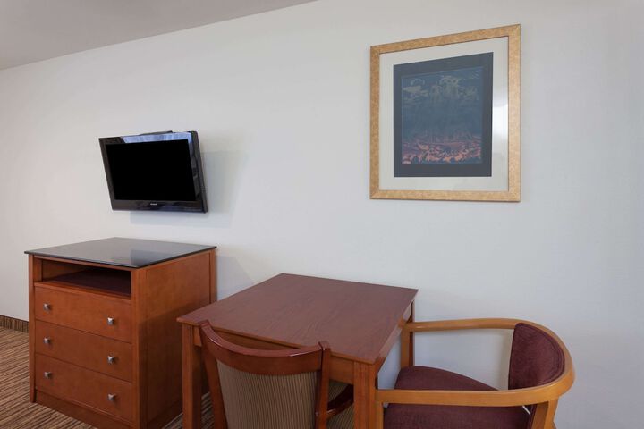 Room 16 of 20