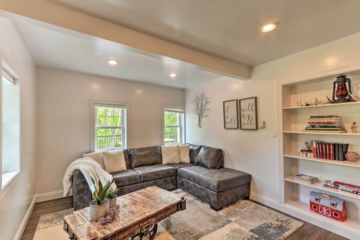 The Millersburg Mountain House Getaway w / Gazebo!