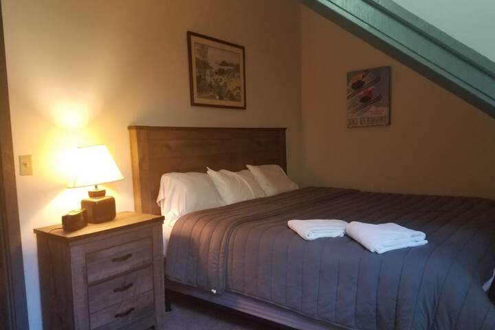 Room 13 of 30