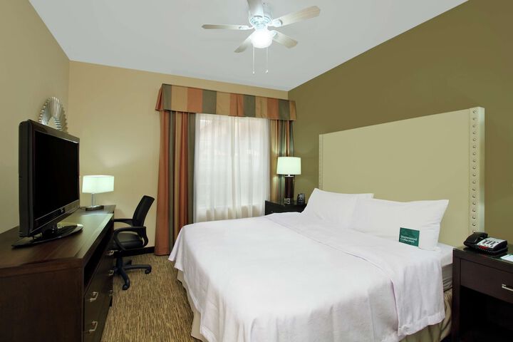 Room 27 of 42
