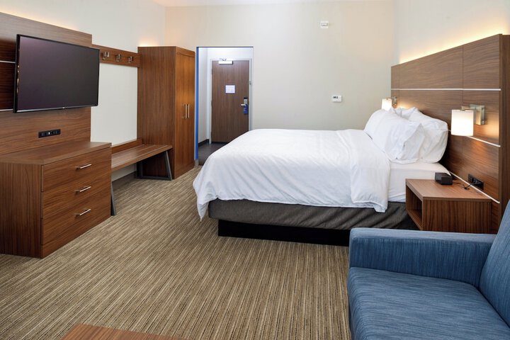 Holiday Inn Express & Suites Elko by IHG