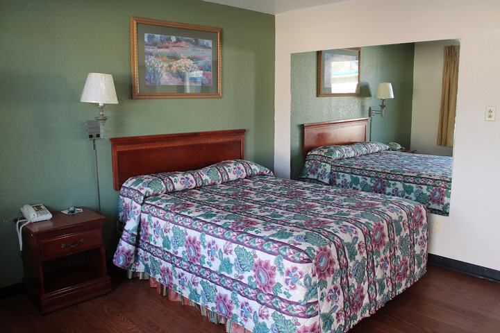 Room 13 of 42