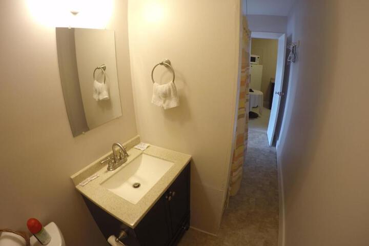 Admirals Quay Motel & Suites