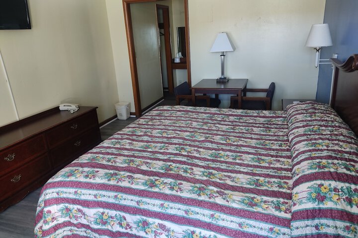 Room 20 of 28