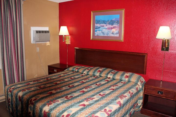 Room 21 of 31