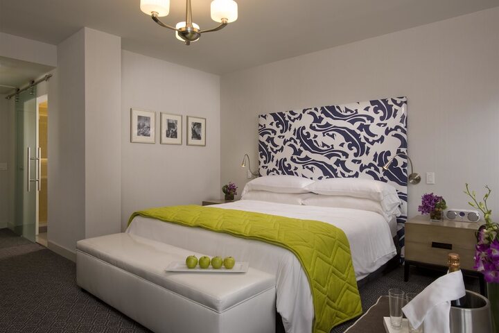 Room 42 of 69
