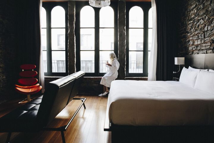 Room 17 of 45