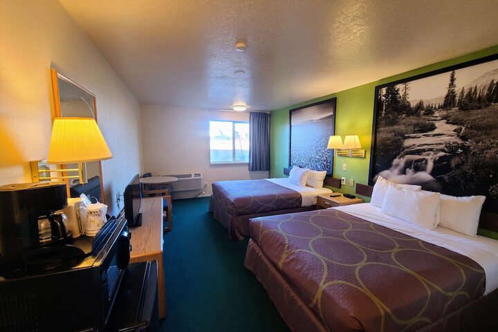 Room 38 of 49