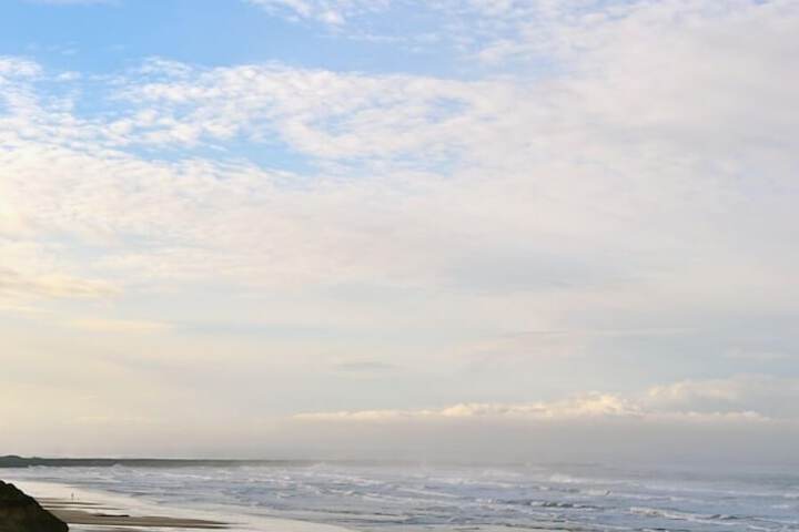 Elizabeth Oceanfront Suites an Ascend Collection Hotel