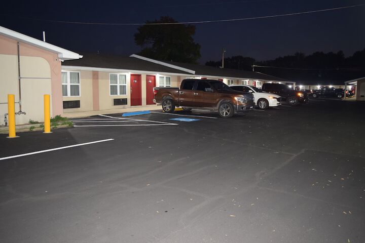 White Oaks Motel Pennsville / Carneys Point