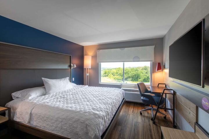 Room 30 of 52