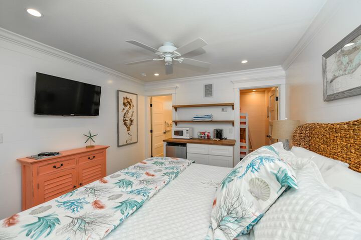 Room 122 of 290