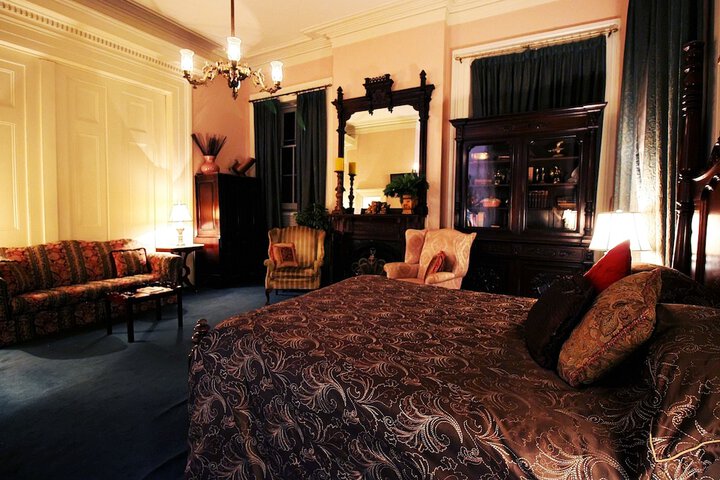 Room 57 of 79