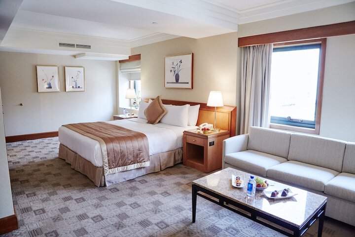 Room 34 of 70