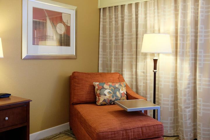 Room 34 of 46