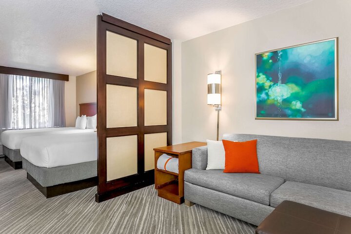 Room 22 of 36