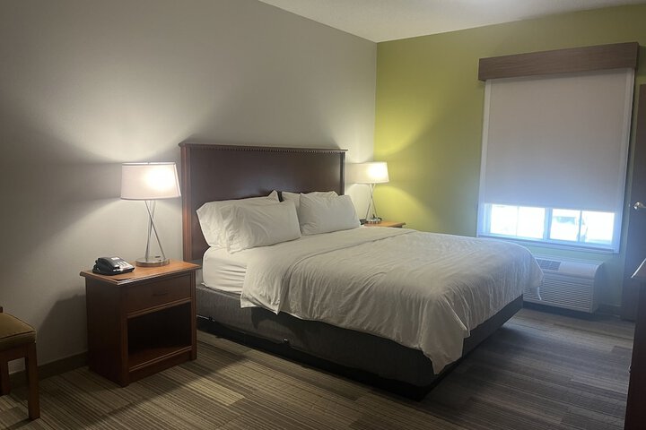 Room 77 of 111