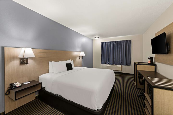 Red Lion Inn & Suites Gretna - Omaha SW