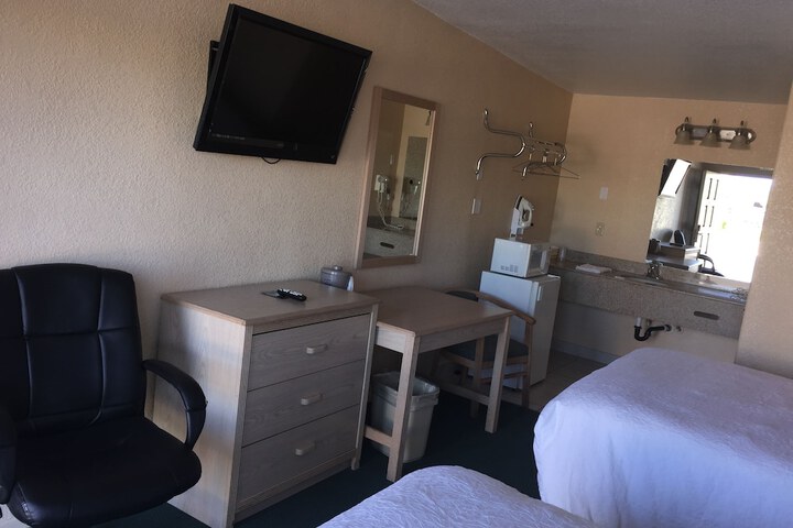 Desert Inn