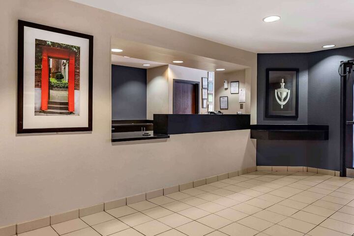 Hotel Interior 13 of 28