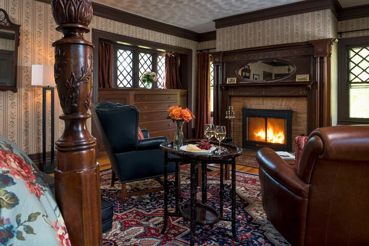 Room 21 of 54