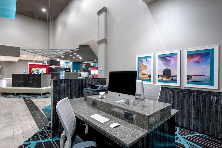 Business Center 55 of 55
