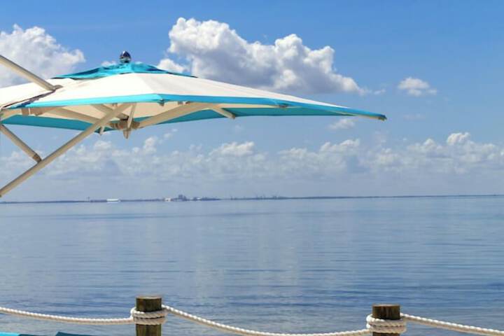 SkyBeach Resort