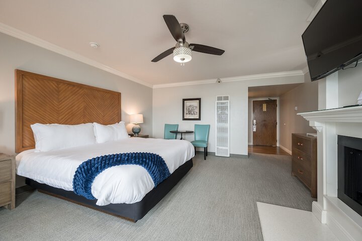 Room 33 of 58