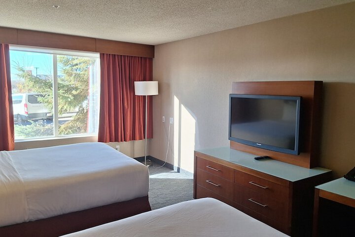 Radisson Hotel & Suites Fort McMurray