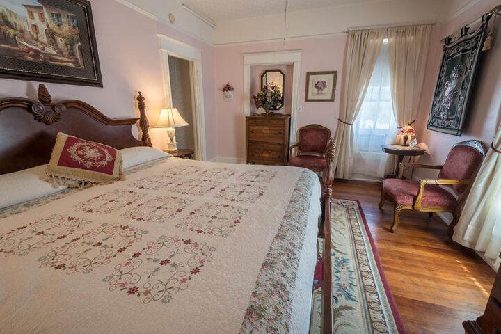 Room 18 of 31